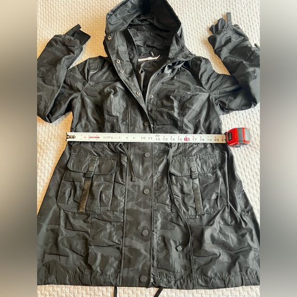 Blanc Noir Camo Anorak Black Women’s Coat Size XL $200 MSRP - Picture 8 of 10